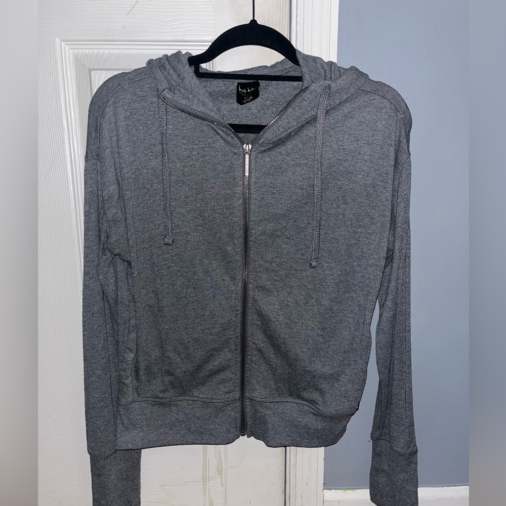Gray zipper jacket